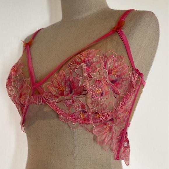 NWT FOR LOVE & LEMONS HIBISCUS EMBROIDERED MESH UNDERWIRE BRA IN PINK - Picture 4 of 7